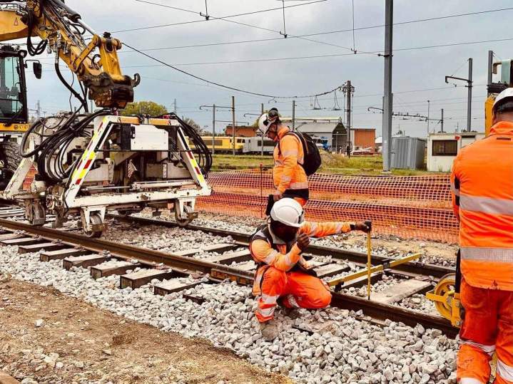 Opérations sur voies ferrées Servon